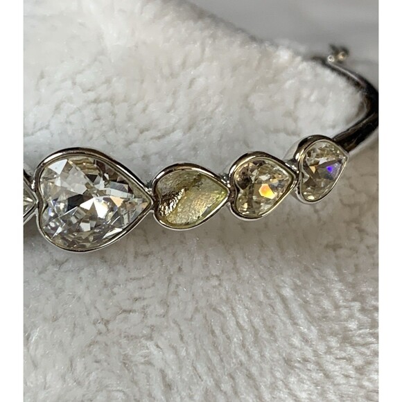 Swarovski Heartstone Bracelet 827545 Silver Hearts *Missing 1 Heart Crystal* - Picture 2 of 13